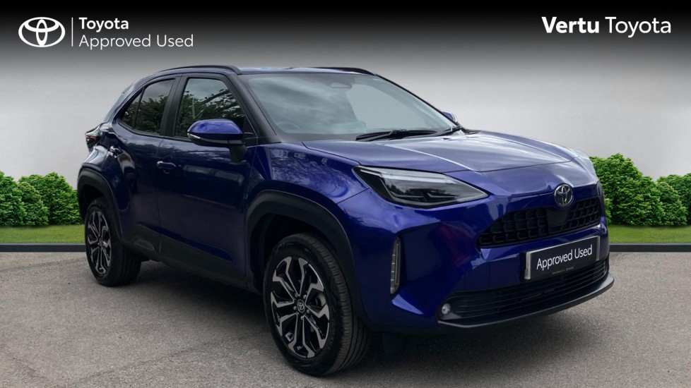 Toyota Yaris Cross 1.5 Hybrid Design 5dr CVT Hybrid Estate - Image 1