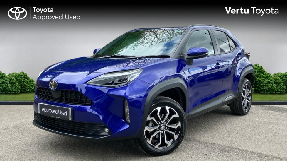 Toyota Yaris Cross 1.5 Hybrid Design 5dr CVT Hybrid Estate - Image 3