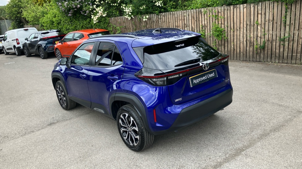 Toyota Yaris Cross 1.5 Hybrid Design 5dr CVT Hybrid Estate - Image 32