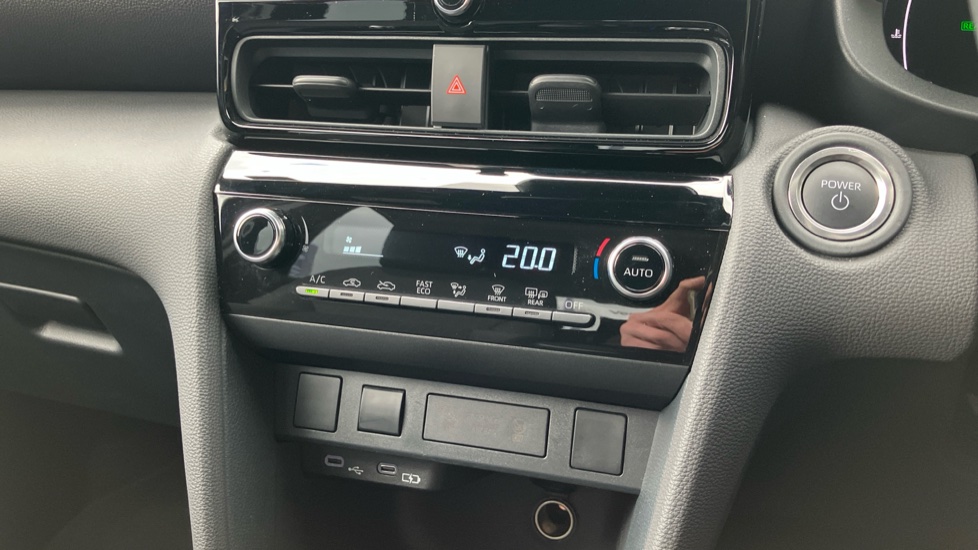 Toyota Yaris Cross 1.5 Hybrid Design 5dr CVT Hybrid Estate - Image 35