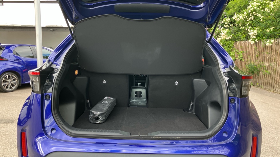Toyota Yaris Cross 1.5 Hybrid Design 5dr CVT Hybrid Estate - Image 45