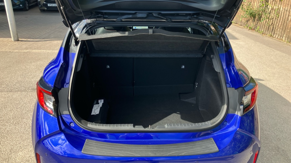 Toyota Corolla 1.8 Hybrid GR Sport 5dr CVT Hybrid Hatchback - Image 13