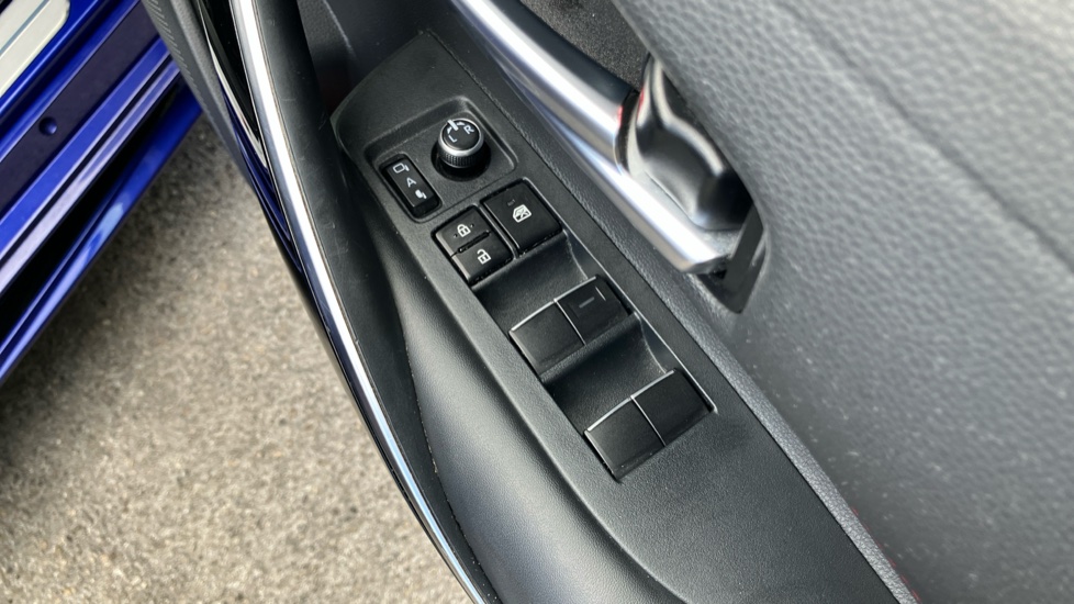 Toyota Corolla 1.8 Hybrid GR Sport 5dr CVT Hybrid Hatchback - Image 31