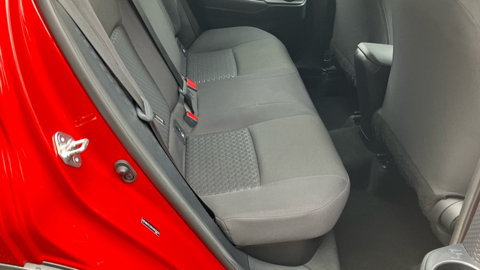 Toyota C-HR 1.8 Hybrid Icon 5dr CVT Hybrid Hatchback - Image 14