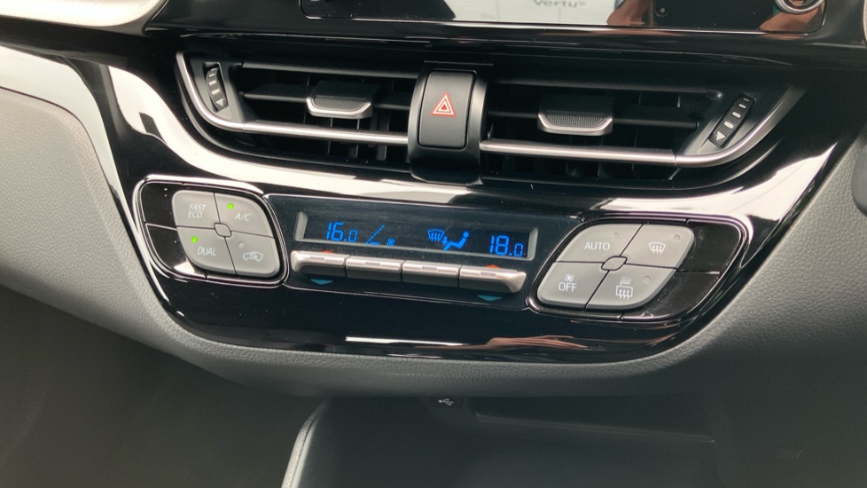 Toyota C-HR 1.8 Hybrid Icon 5dr CVT Hybrid Hatchback - Image 34