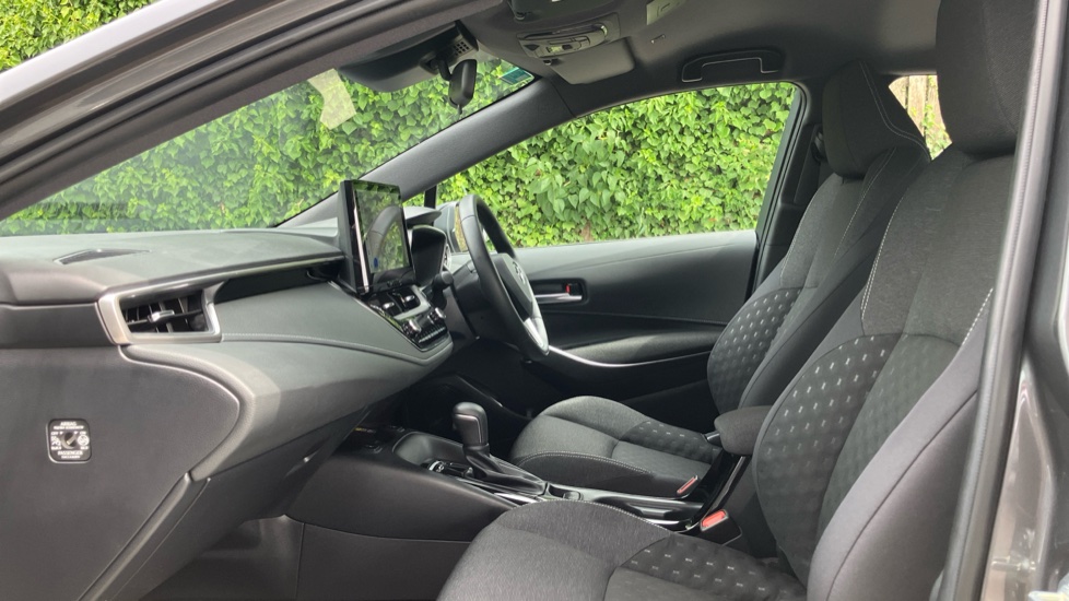 Toyota Corolla 1.8 Hybrid Icon 5dr CVT Hybrid Hatchback - Image 5