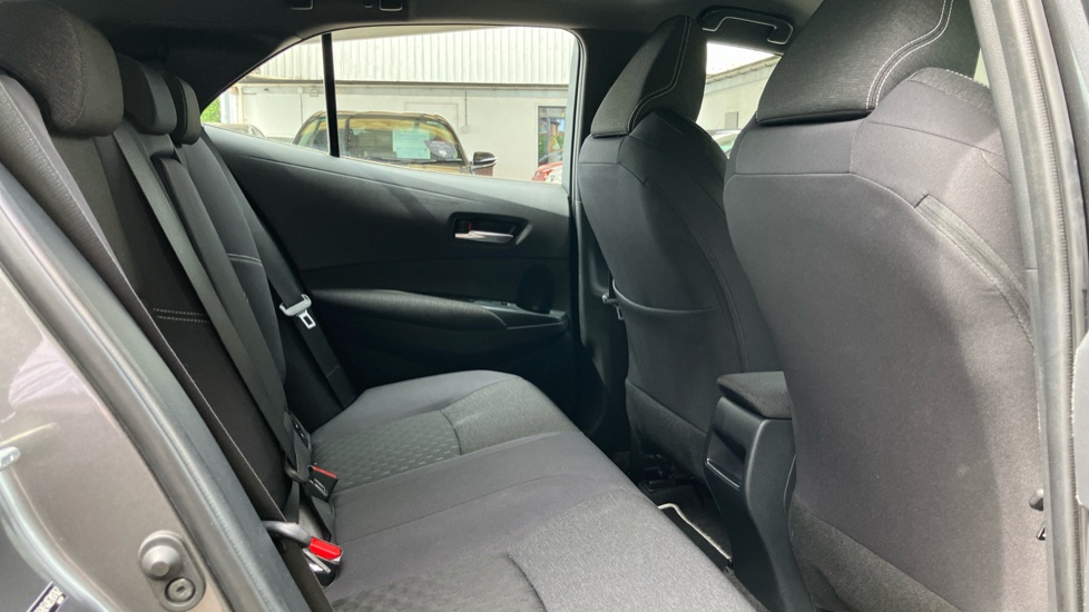 Toyota Corolla 1.8 Hybrid Icon 5dr CVT Hybrid Hatchback - Image 8