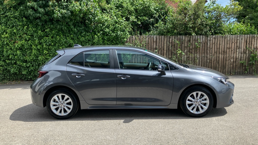 Toyota Corolla 1.8 Hybrid Icon 5dr CVT Hybrid Hatchback - Image 23