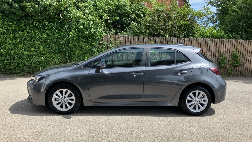 Toyota Corolla 1.8 Hybrid Icon 5dr CVT Hybrid Hatchback - Image 24