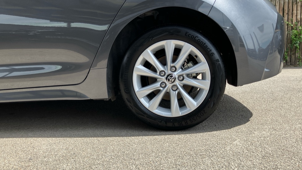 Toyota Corolla 1.8 Hybrid Icon 5dr CVT Hybrid Hatchback - Image 25