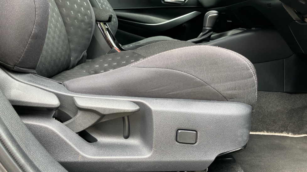 Toyota Corolla 1.8 Hybrid Icon 5dr CVT Hybrid Hatchback - Image 30