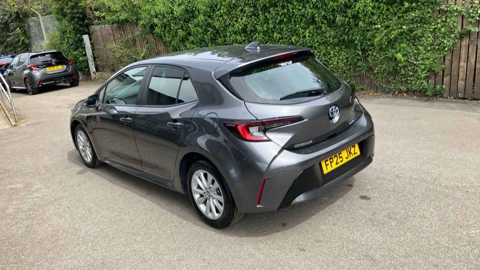 Toyota Corolla 1.8 Hybrid Icon 5dr CVT Hybrid Hatchback - Image 32