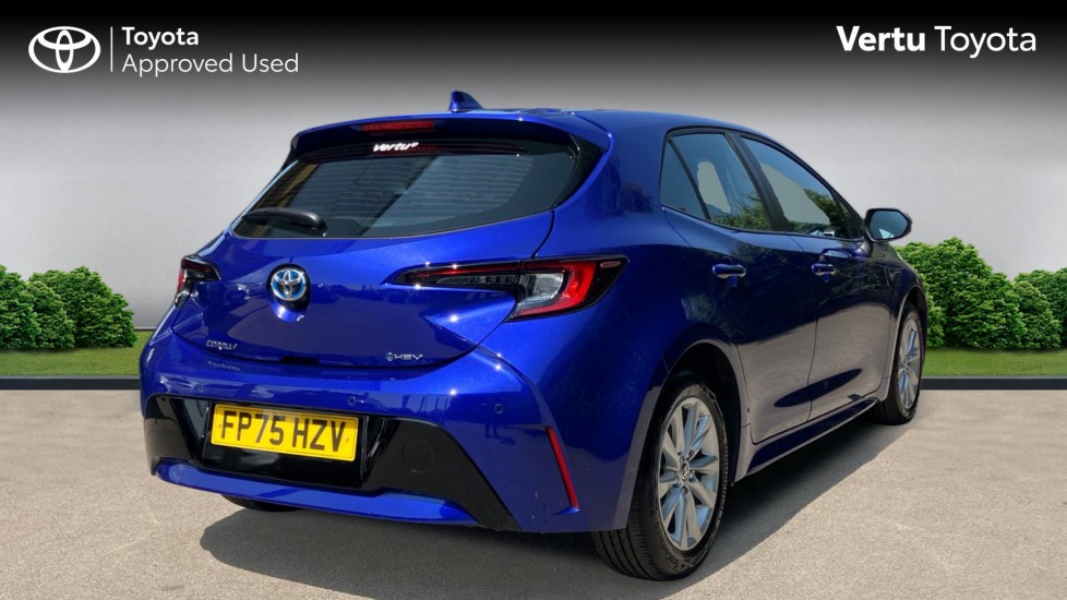Toyota Corolla 2.0 Hybrid 178 Icon 5dr CVT Hybrid Hatchback - Image 2