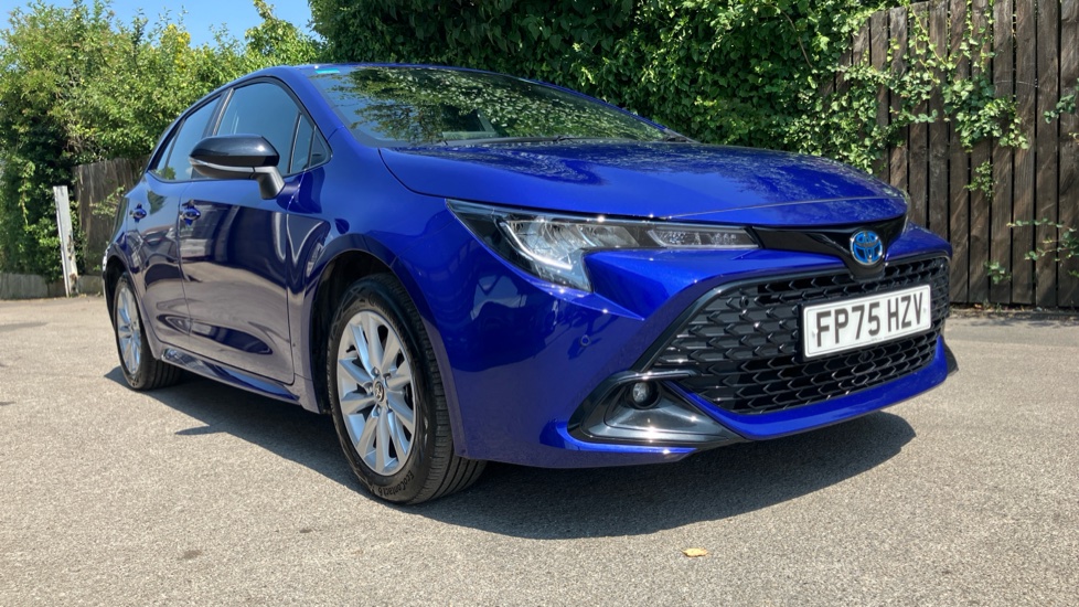 Toyota Corolla 2.0 Hybrid 178 Icon 5dr CVT Hybrid Hatchback - Image 20
