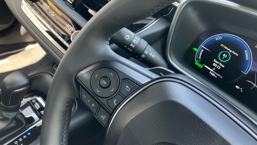 Toyota Corolla 2.0 Hybrid 178 Icon 5dr CVT Hybrid Hatchback - Image 34