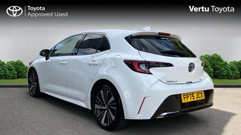 Toyota Corolla 1.8 Hybrid Design 5dr CVT Hybrid Hatchback - Image 4