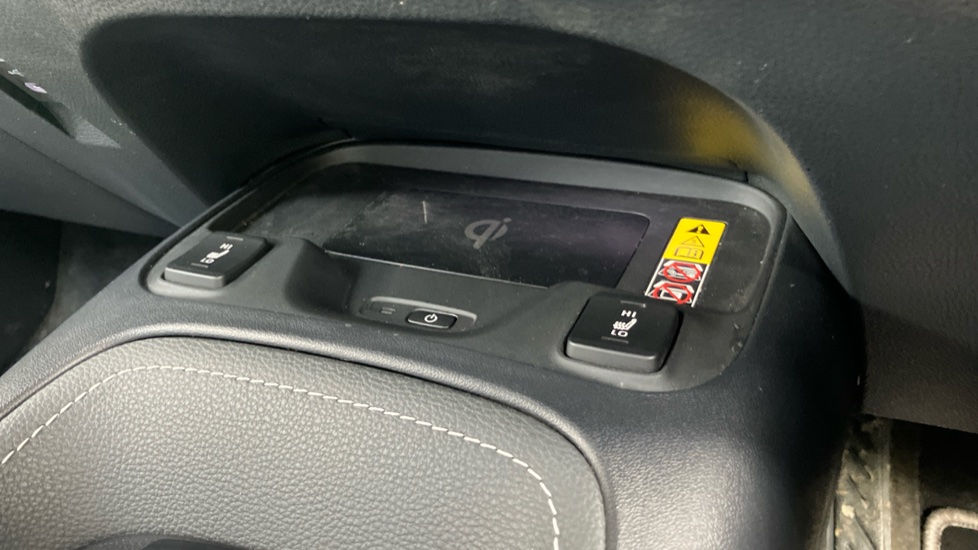 Toyota Corolla 1.8 Hybrid Design 5dr CVT Hybrid Hatchback - Image 37