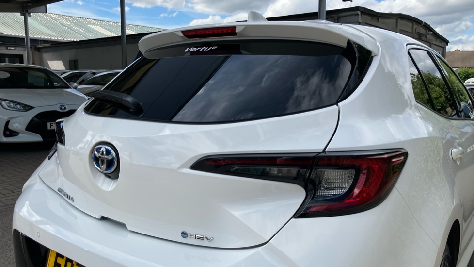 Toyota Corolla 1.8 Hybrid Design 5dr CVT Hybrid Hatchback - Image 40