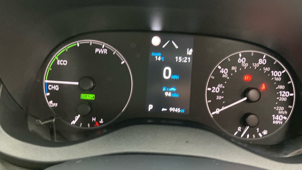 Toyota Yaris 1.5 Hybrid Icon 5dr CVT Hybrid Hatchback - Image 11