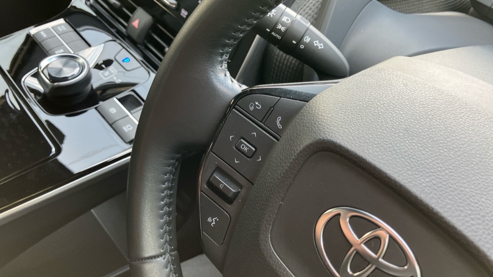 Toyota bZ4X 150kW Pure 71.4kWh 5dr Auto Electric Hatchback - Image 32
