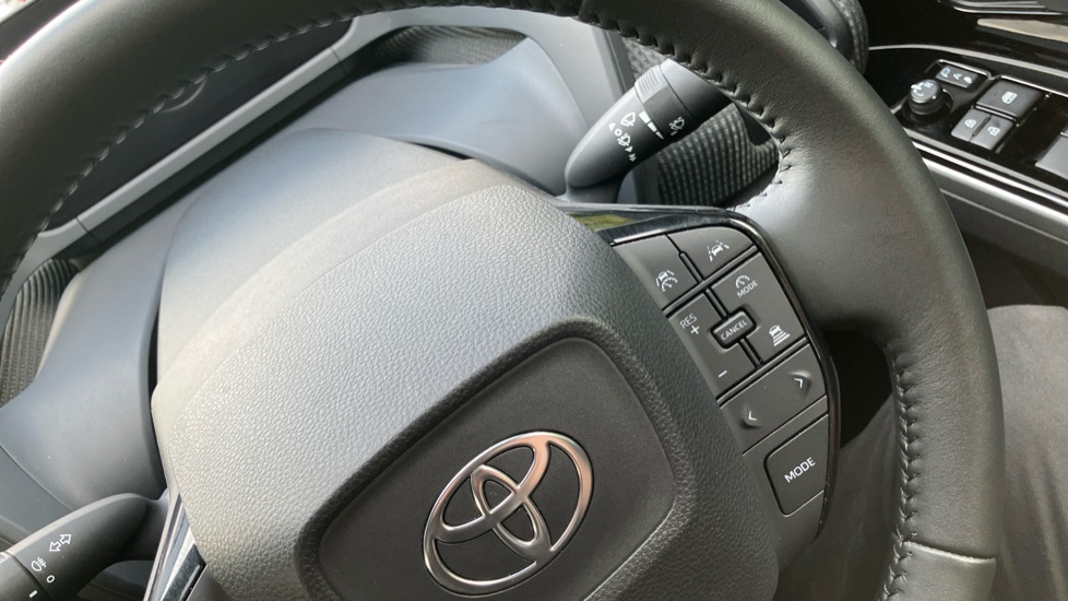 Toyota bZ4X 150kW Pure 71.4kWh 5dr Auto Electric Hatchback - Image 33