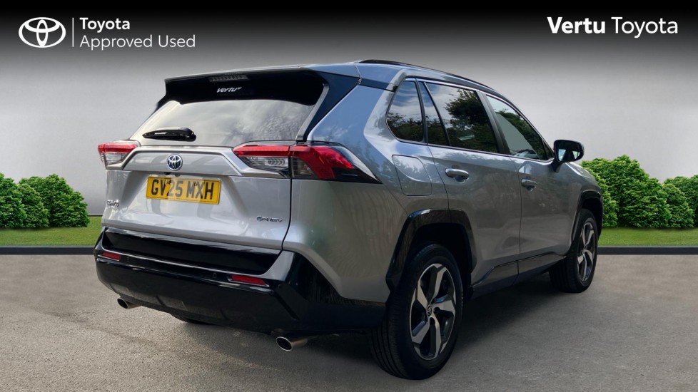 Toyota RAV4 2.5 PHEV Design 5dr CVT Estate - Image 2
