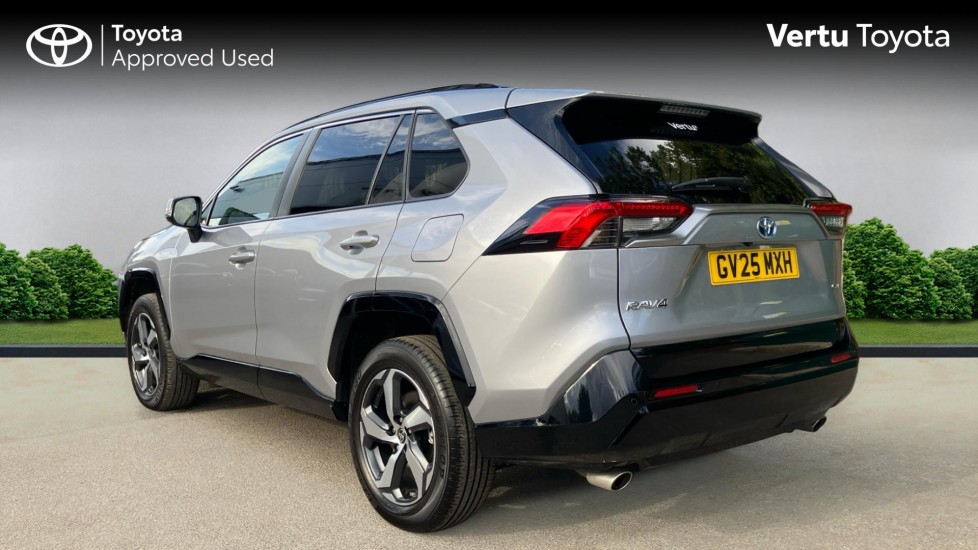 Toyota RAV4 2.5 PHEV Design 5dr CVT Estate - Image 4