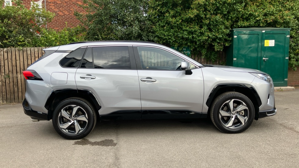Toyota RAV4 2.5 PHEV Design 5dr CVT Estate - Image 23