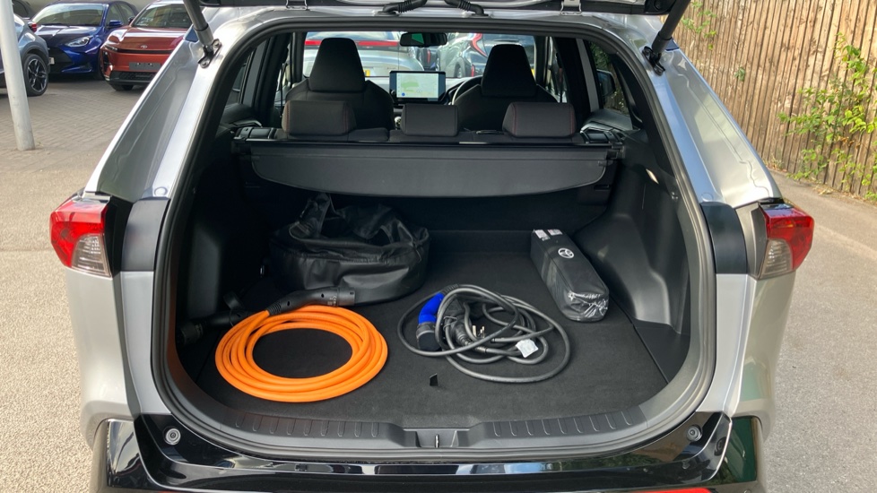 Toyota RAV4 2.5 PHEV Design 5dr CVT Estate - Image 39