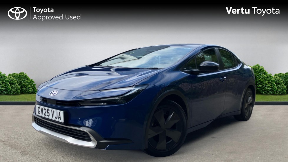 Toyota Prius 2.0 PHEV Design 5dr CVT Hatchback - Image 3