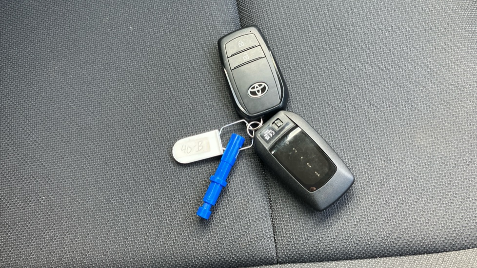 Toyota Prius 2.0 PHEV Design 5dr CVT Hatchback - Image 28