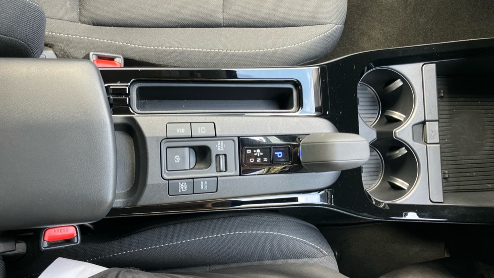 Toyota Prius 2.0 PHEV Design 5dr CVT Hatchback - Image 55