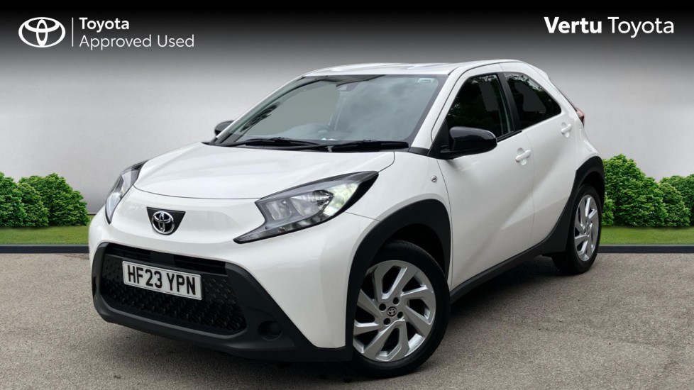 Toyota Aygo X 1.0 VVT-i Pure 5dr Petrol Hatchback - Image 3