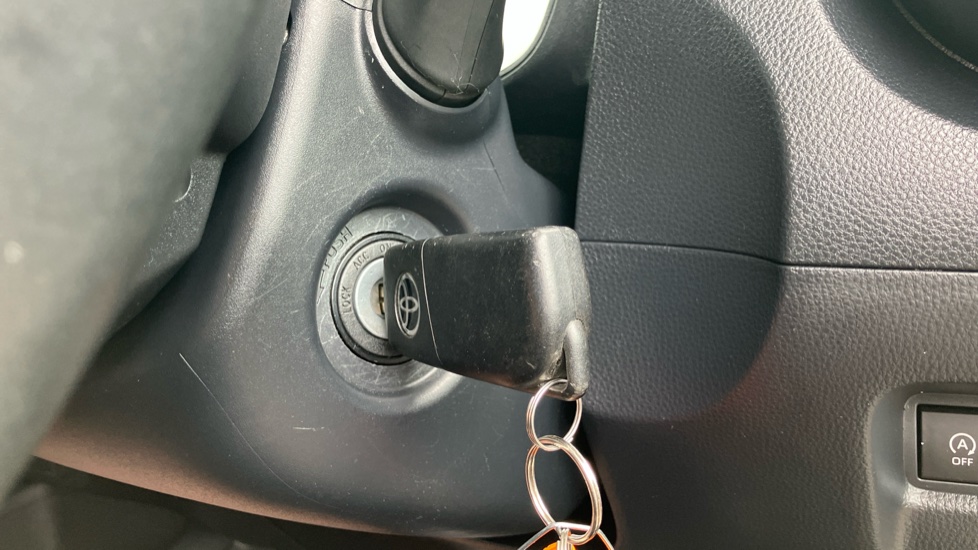 Toyota Aygo X 1.0 VVT-i Pure 5dr Petrol Hatchback - Image 16