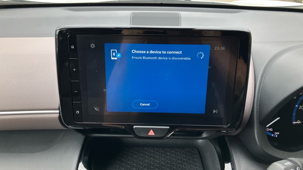 Toyota Yaris Cross 1.5 Hybrid Excel 5dr CVT Hybrid Estate - Image 39