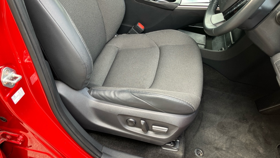 Toyota bZ4X 150kW Motion 71.4kWh 5dr Auto [11kW] Electric Hatchback - Image 17