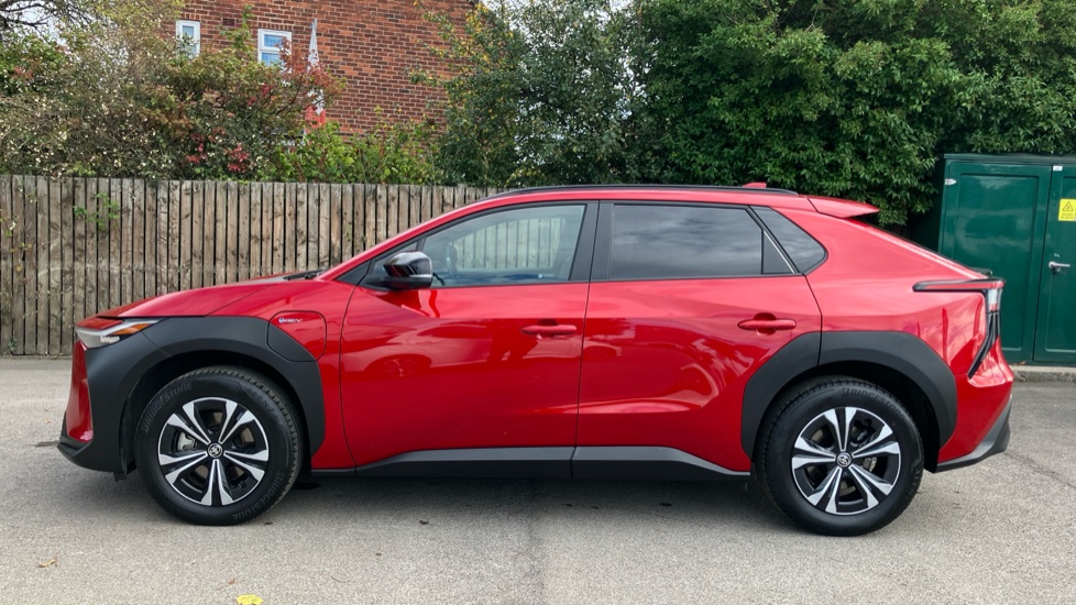 Toyota bZ4X 150kW Motion 71.4kWh 5dr Auto [11kW] Electric Hatchback - Image 24