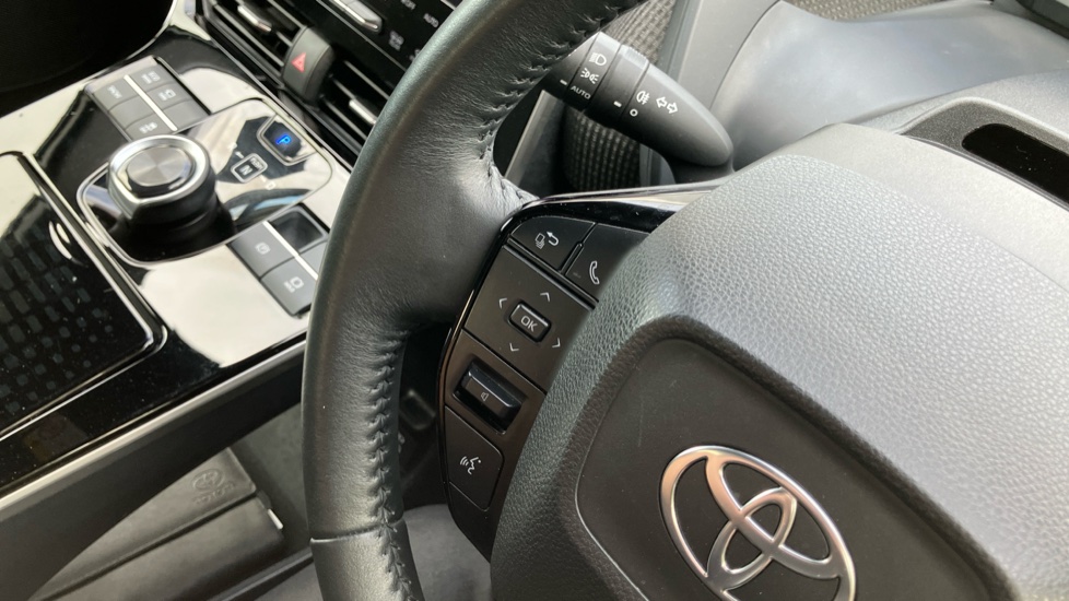 Toyota bZ4X 150kW Motion 71.4kWh 5dr Auto [11kW] Electric Hatchback - Image 34