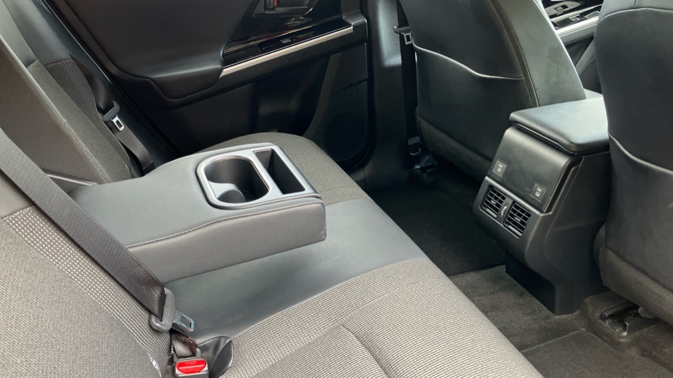 Toyota bZ4X 150kW Motion 71.4kWh 5dr Auto [11kW] Electric Hatchback - Image 40