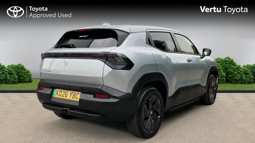 Toyota Urbancruiser 128kW Design 61kWh 5dr Auto Electric Estate - Image 2