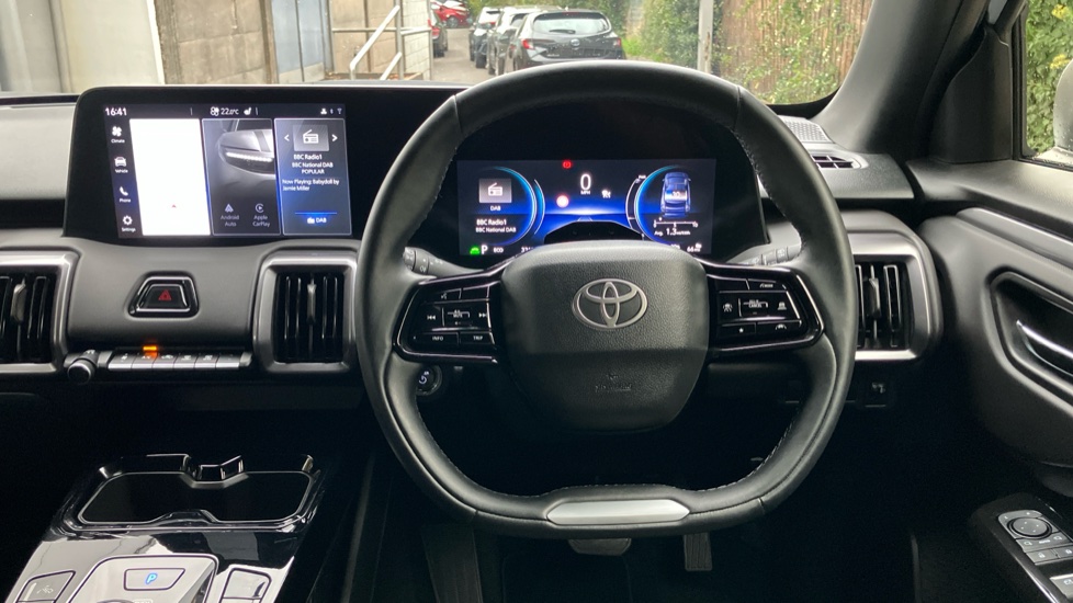 Toyota Urbancruiser 128kW Design 61kWh 5dr Auto Electric Estate - Image 10
