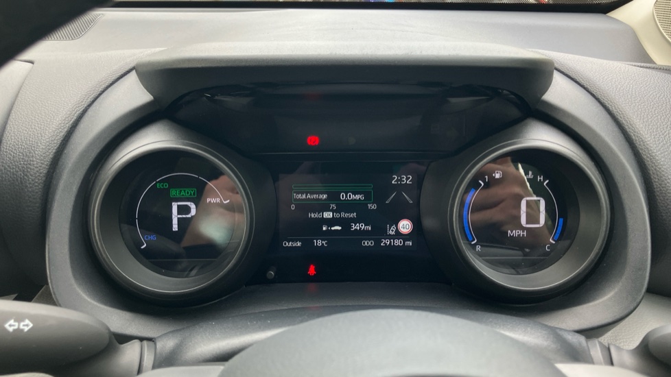 Toyota Yaris Cross 1.5 Hybrid Icon 5dr CVT Hybrid Estate - Image 11