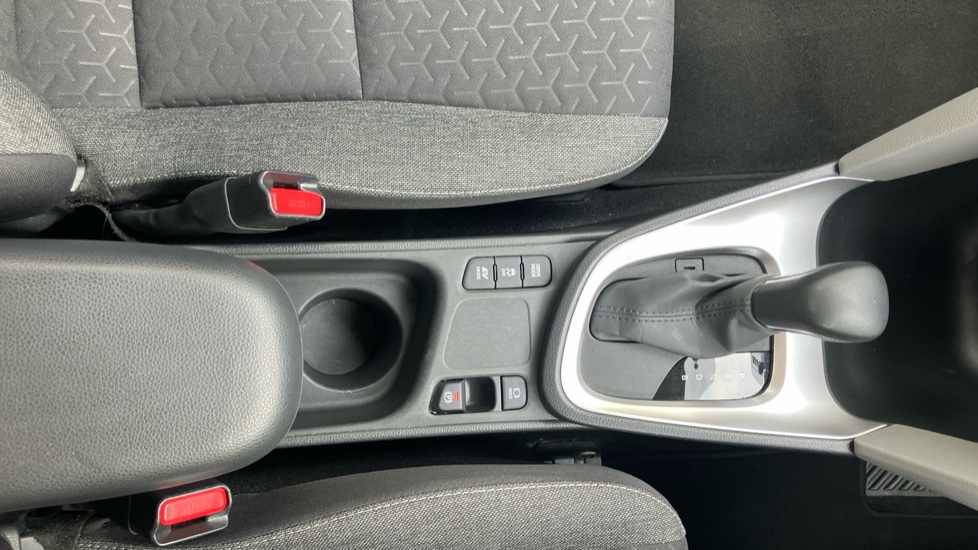 Toyota Yaris Cross 1.5 Hybrid Icon 5dr CVT Hybrid Estate - Image 45