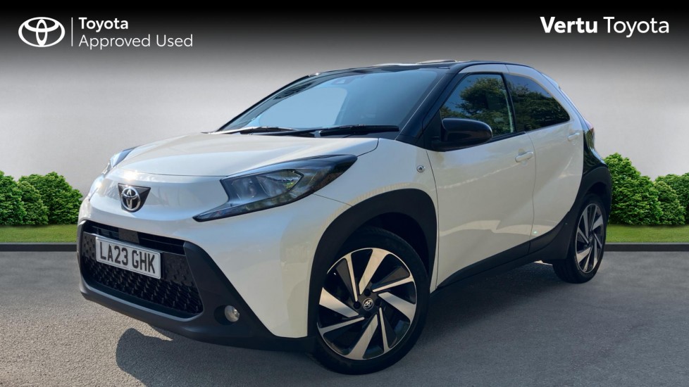 Toyota Aygo X 1.0 VVT-i Edge 5dr Petrol Hatchback - Image 3