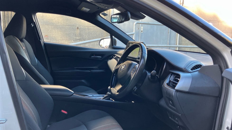 Toyota C-HR 1.8 Hybrid GR Sport 5dr CVT Hybrid Hatchback - Image 12