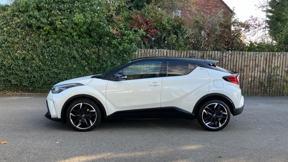 Toyota C-HR 1.8 Hybrid GR Sport 5dr CVT Hybrid Hatchback - Image 24