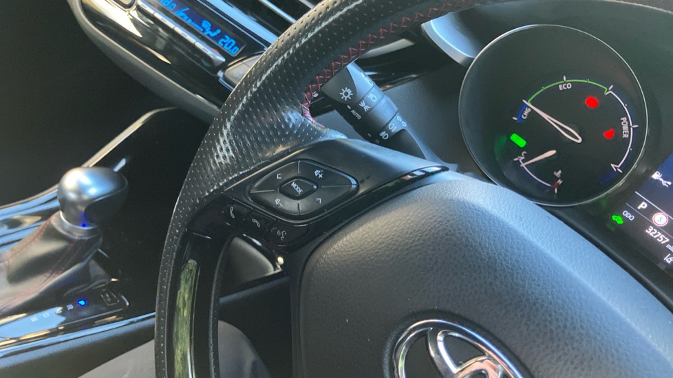 Toyota C-HR 1.8 Hybrid GR Sport 5dr CVT Hybrid Hatchback - Image 34