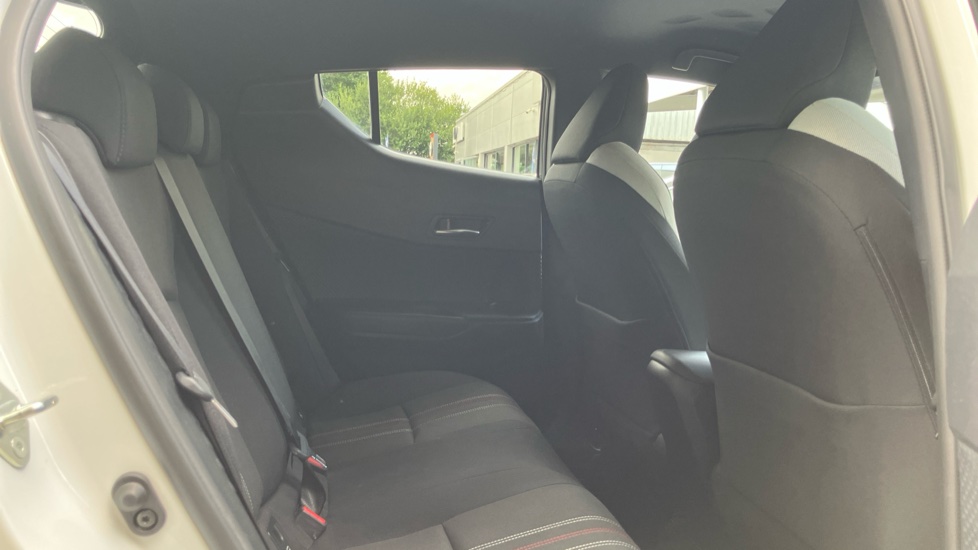 Toyota C-HR 1.8 Hybrid GR Sport 5dr CVT Hybrid Hatchback - Image 8
