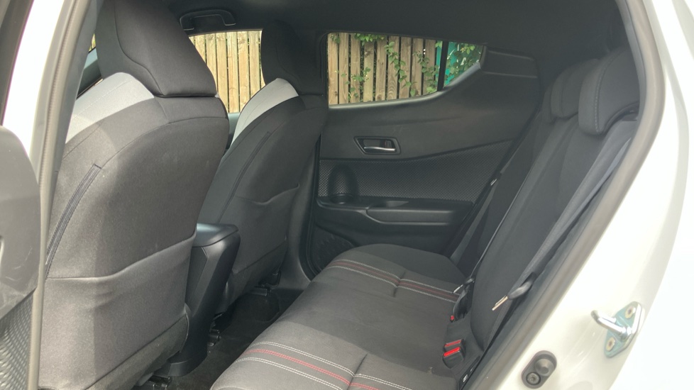 Toyota C-HR 1.8 Hybrid GR Sport 5dr CVT Hybrid Hatchback - Image 15