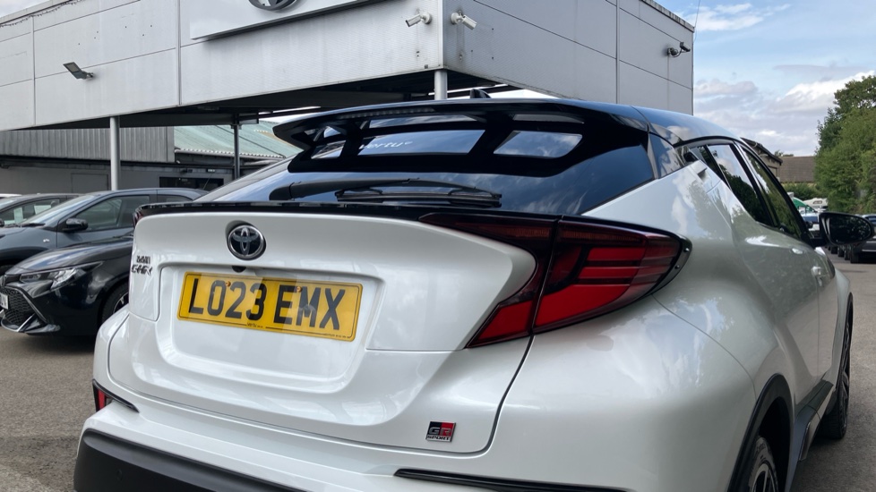 Toyota C-HR 1.8 Hybrid GR Sport 5dr CVT Hybrid Hatchback - Image 21